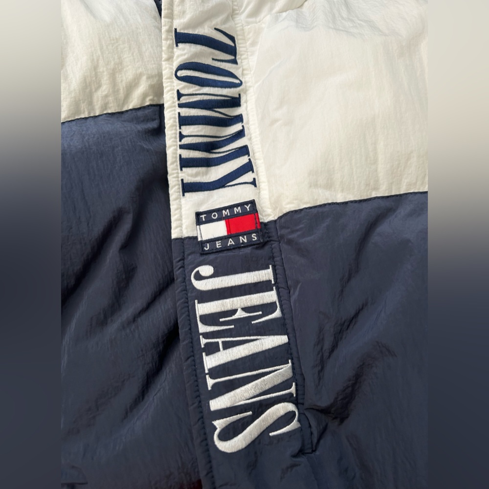 Tommy Jeans Jacket - Picture 2 of 3